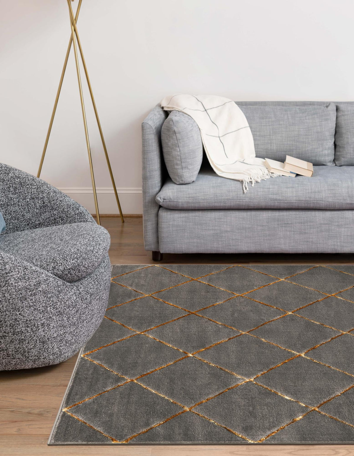 Metropolitan Matrix Collection Area Rug -  Urbana (Black and Silver) Rectangle Gray and Gold  lifestyle 15