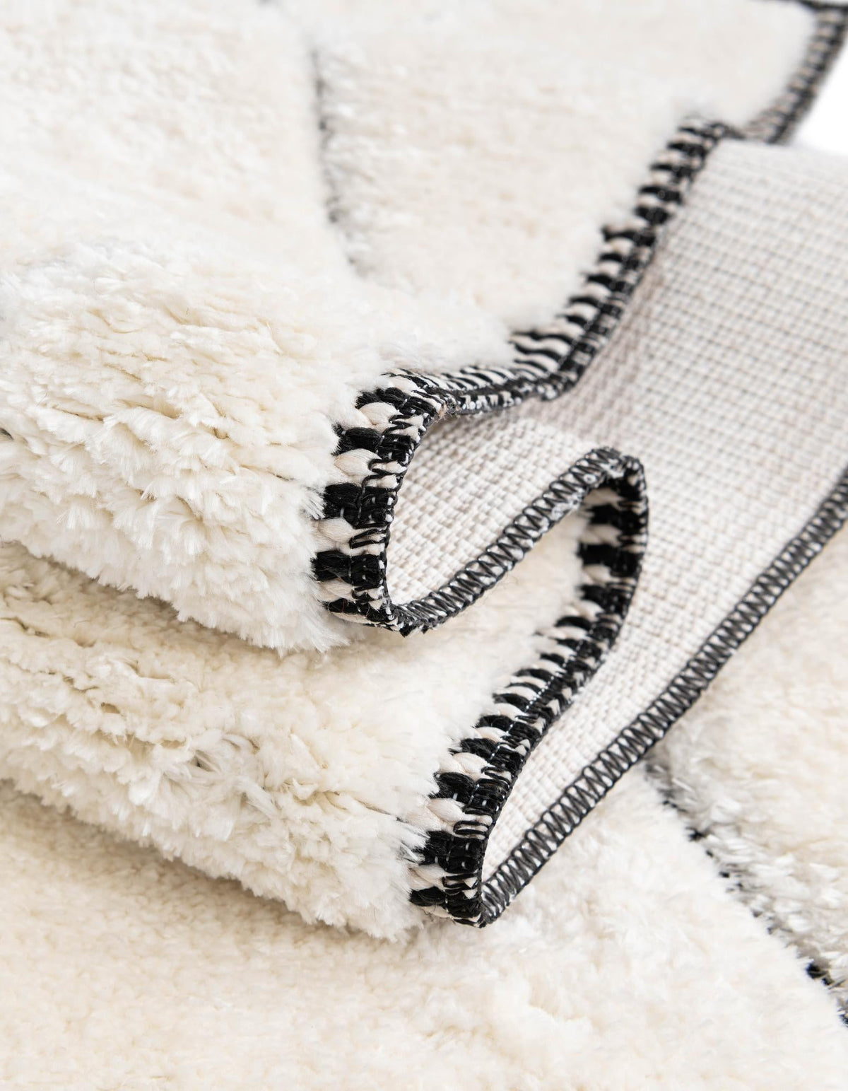 Monochrome Collection Area Rug -  Onyx Rectangle Ivory White  lifestyle 39