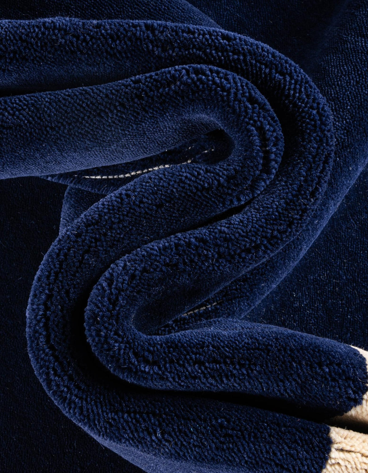 Zara Hills Wool Collection Area Rug - Glenway Rectangle Cobalt Blue  lifestyle 16