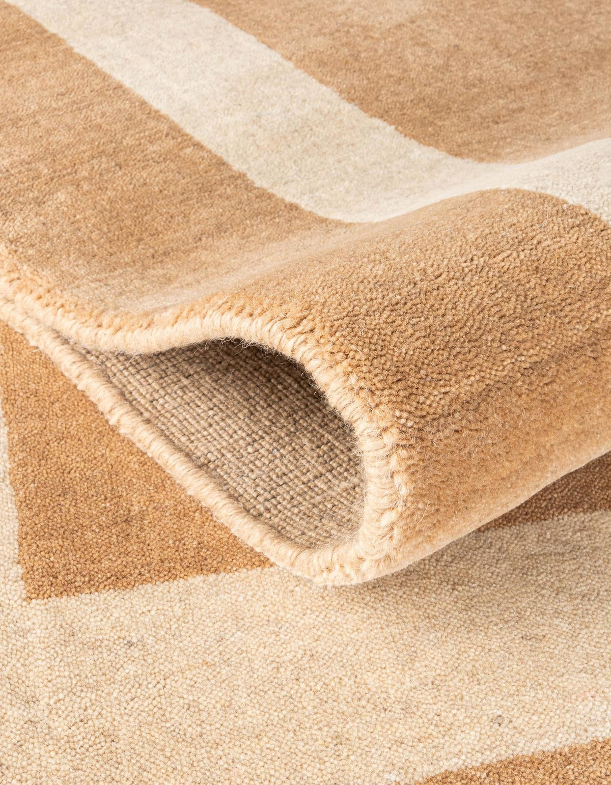 Zara Hills Wool Collection Area Rug - Glenway Runner Coffee Brown  lifestyle 14