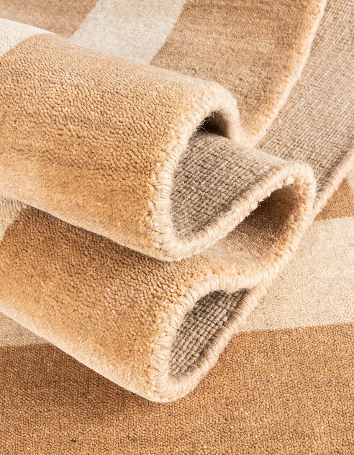 Zara Hills Wool Collection Area Rug - Glenway Runner Coffee Brown  lifestyle 28