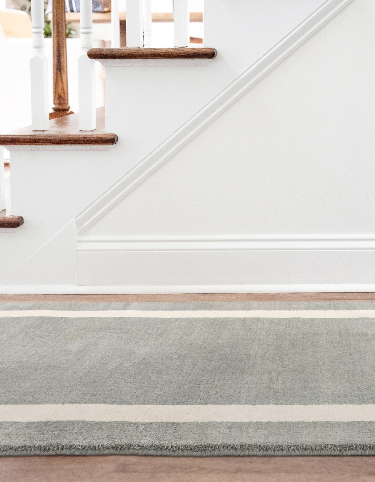 Savannah Borders Wool Collection Area Rug - Chatham Runner Earl Gray  lifestyle 86