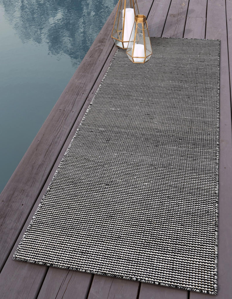 Jill Zarin Malibu Sands Outdoor Collection Area Rug - Pebble (Black Sky) Runner Black Sky  lifestyle 9