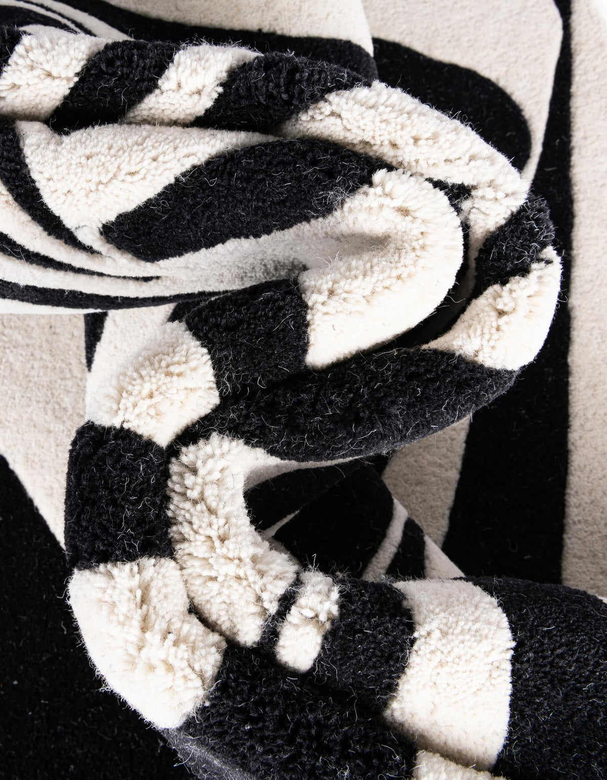 Cyclone Wool Collection Area Rug -  Twister Rectangle Black and White  lifestyle 15