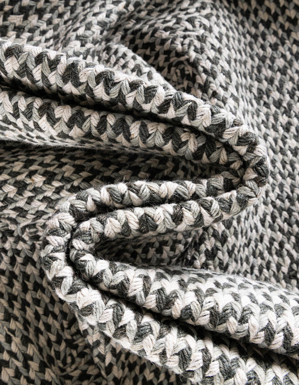 Highland Braided Jute Collection Area Rug - Glenmore (Gray) Rectangle Gray  lifestyle 5
