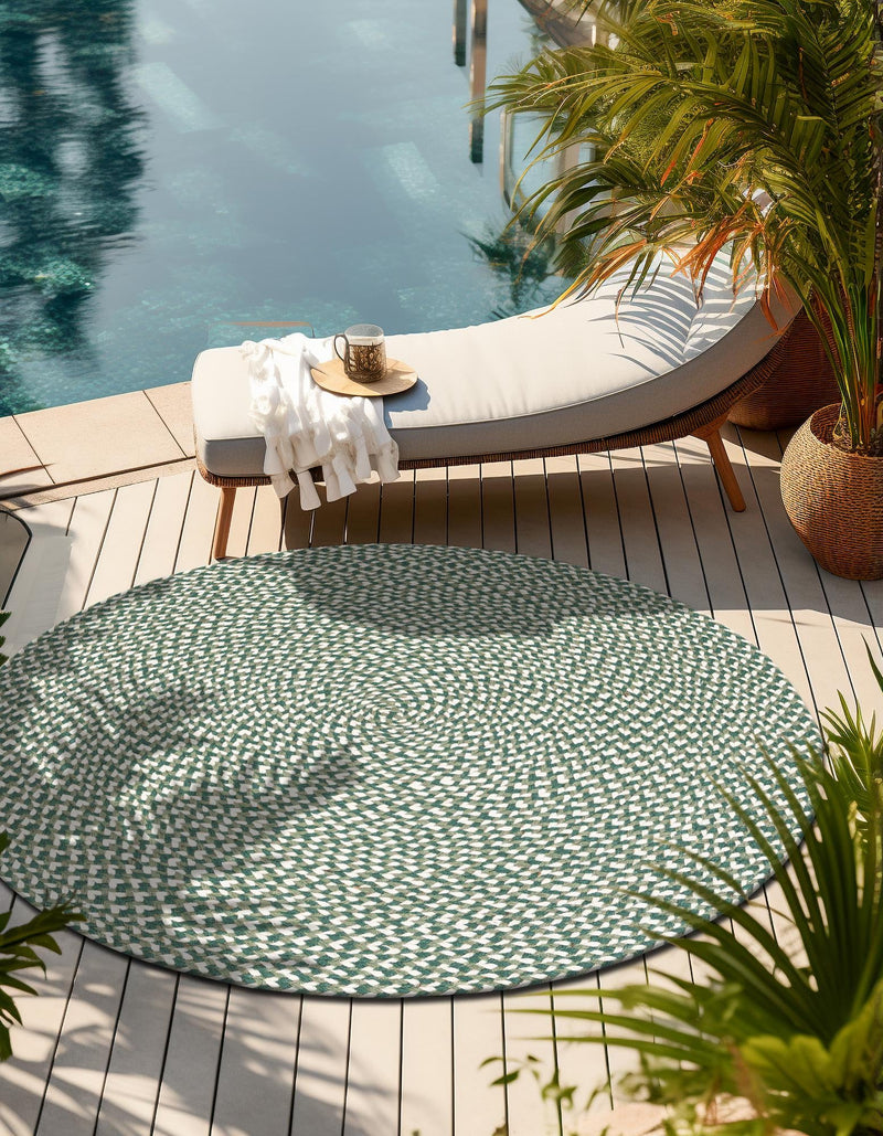 Sustainable Strands Indoor-Outdoor Oasis Collection Area Rug -  Sandbar (Green) Round Green  lifestyle 4