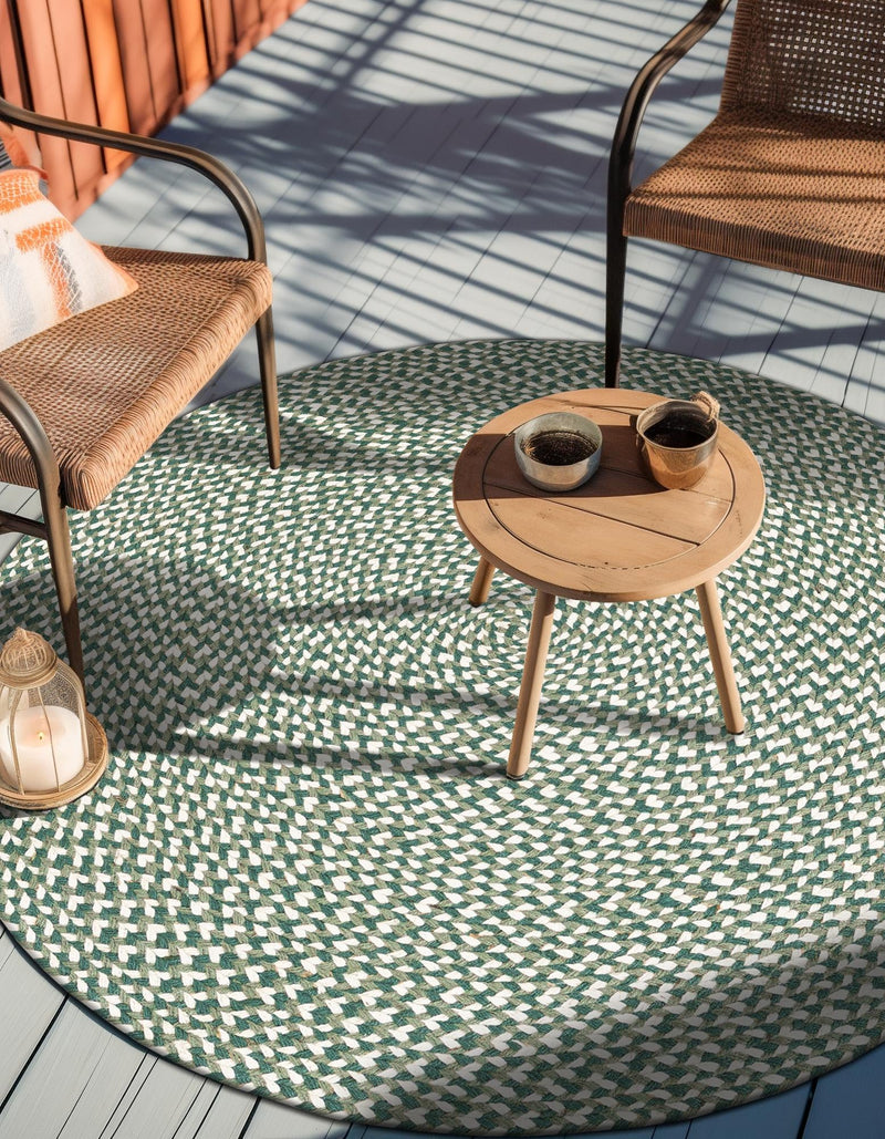 Sustainable Strands Indoor-Outdoor Oasis Collection Area Rug -  Sandbar (Green) Round Green  lifestyle 8