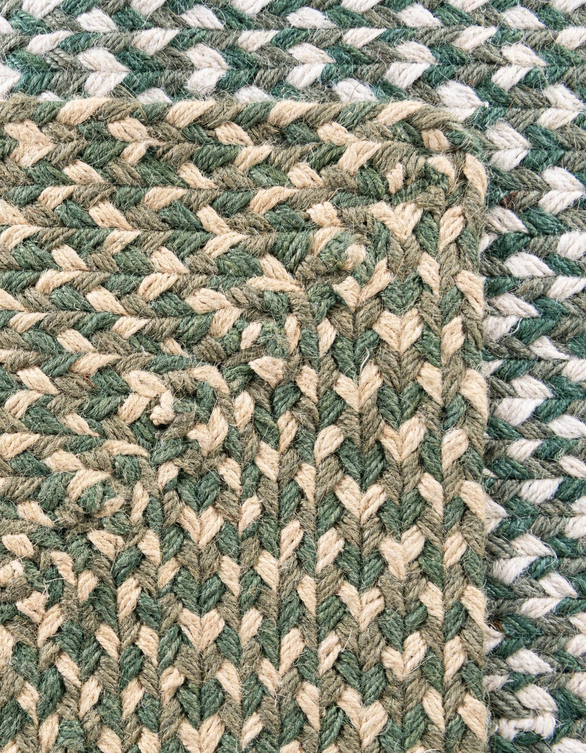 Highland Woven Jute Collection Area Rug - Glenmore (Green) Runner Green  lifestyle 81