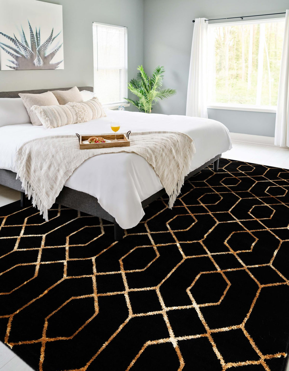 Hollywood Luxe Collection Area Rug - Sunset Rectangle Black and Gold  lifestyle 27