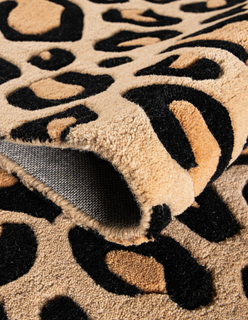 Hand Tufted Savannah Collection Area Rug - Serengeti Rectangle Beige and Black  lifestyle 8