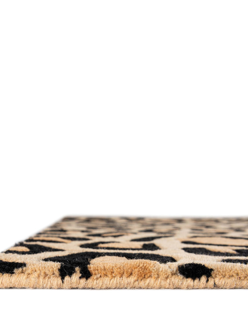 Hand Tufted Savannah Collection Area Rug - Serengeti Rectangle Beige and Black  lifestyle 9