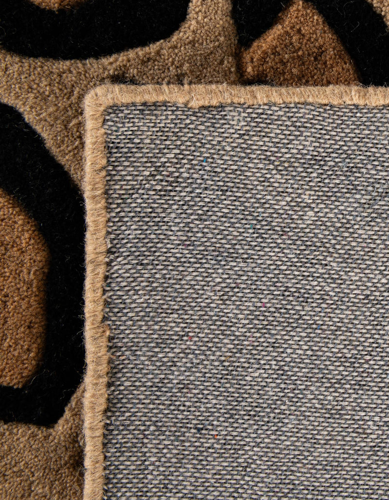 Hand Tufted Savannah Collection Area Rug - Serengeti Rectangle Beige and Black  lifestyle 11