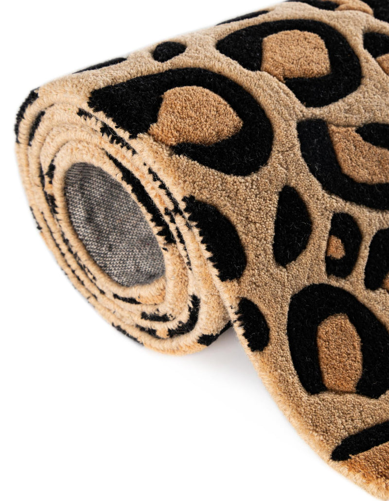 Hand Tufted Savannah Collection Area Rug - Serengeti Rectangle Beige and Black  lifestyle 14