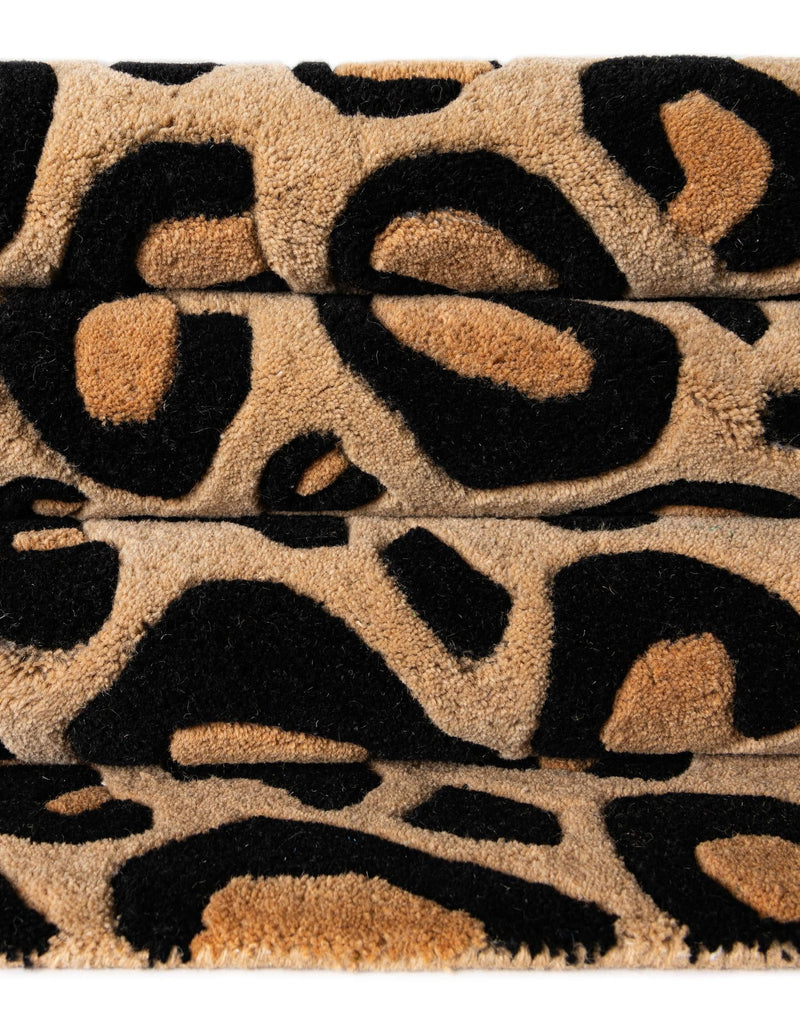 Hand Tufted Savannah Collection Area Rug - Serengeti Rectangle Beige and Black  lifestyle 16