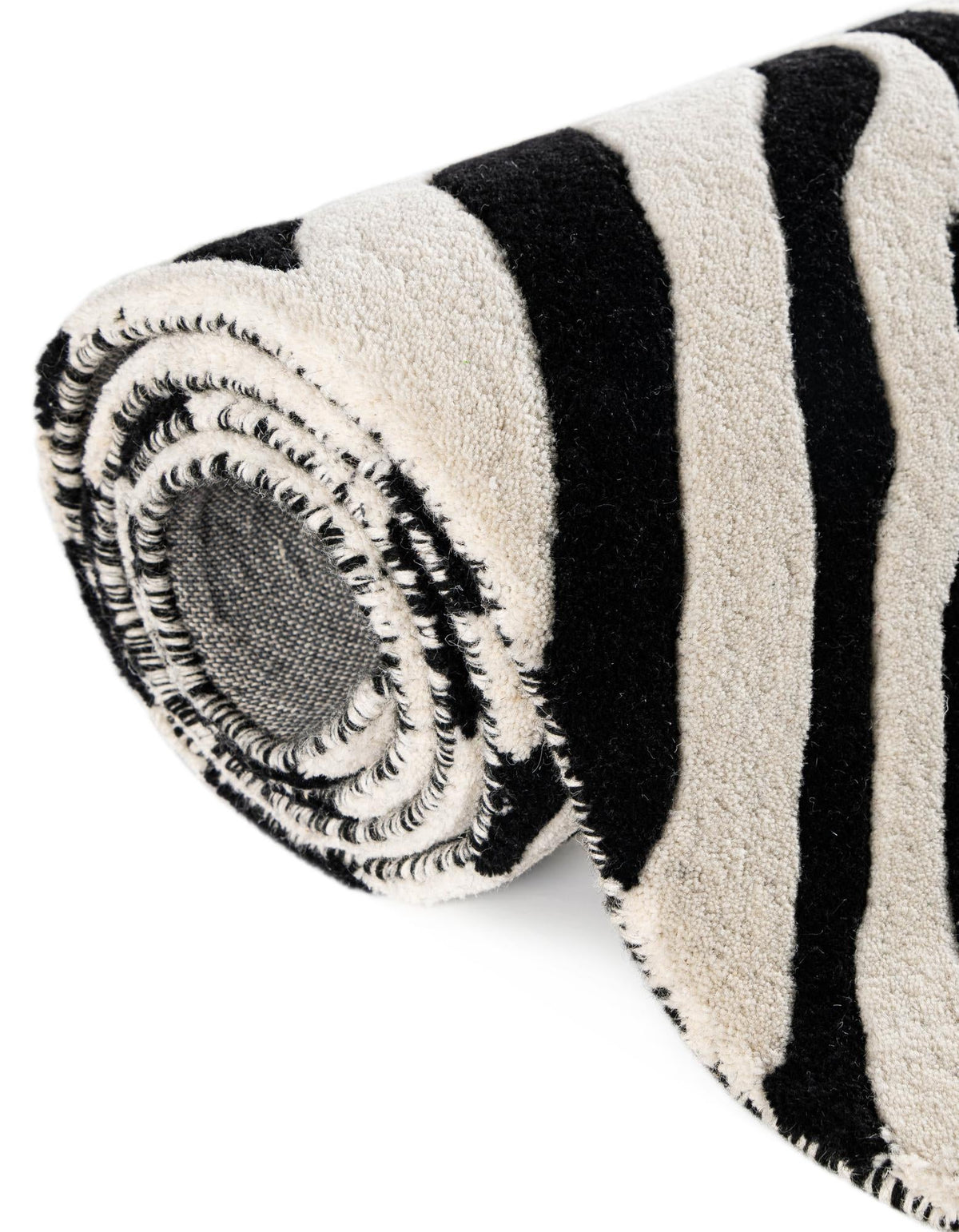 Hand Tufted Savannah Collection Area Rug -  Kalahari Rectangle Black and White  lifestyle 9