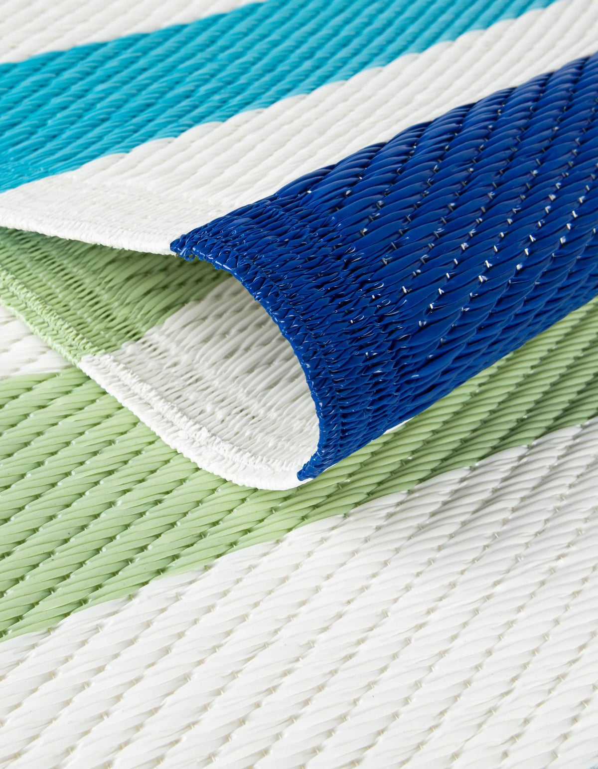 Serene Bay Outdoor Collection Area Rug - Tranquil Rectangle Blue and Green  lifestyle 3