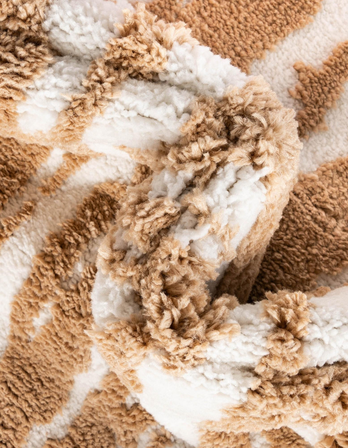Sienna Collection Area Rug -  Garda Rectangle Caramel and Ivory  lifestyle 28