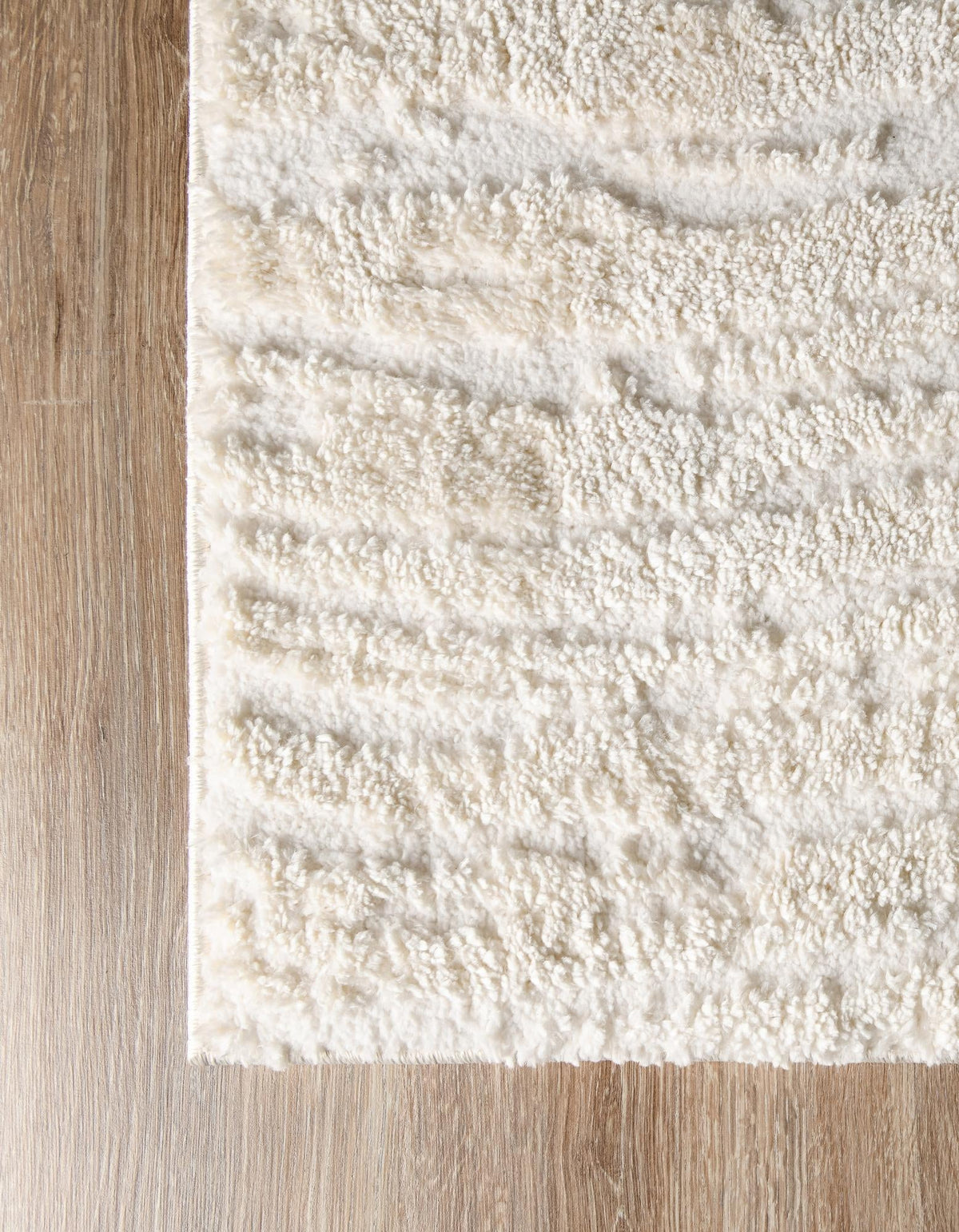 Sienna Collection Area Rug -  Garda Runner Ivory  lifestyle 101