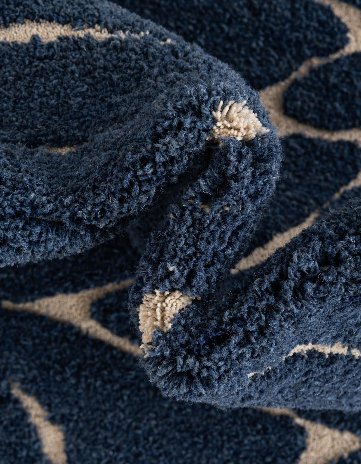 Shepherd's Glen Wool Collection Area Rug -  Willowbend Rectangle Navy Blue and Ivory  lifestyle 5