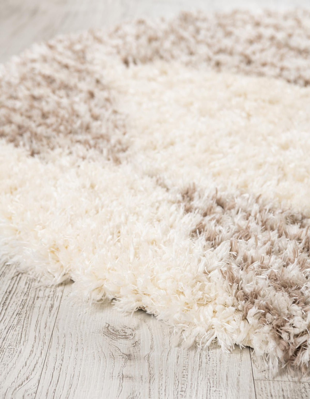 Eternal Plush Oasis Collection Area Rug -  Bliss Round Pearl and Khaki  lifestyle 52