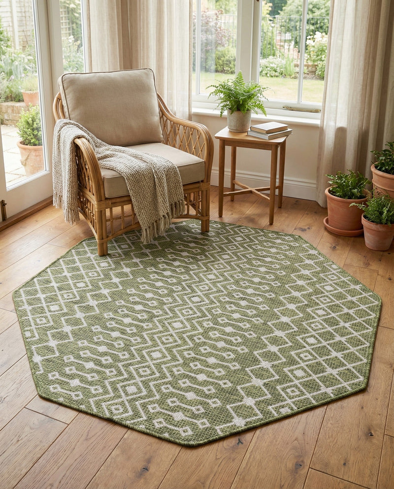 Savannah Pergola Collection Area Rug -  Pergola (Green) Octagon Green  lifestyle 48