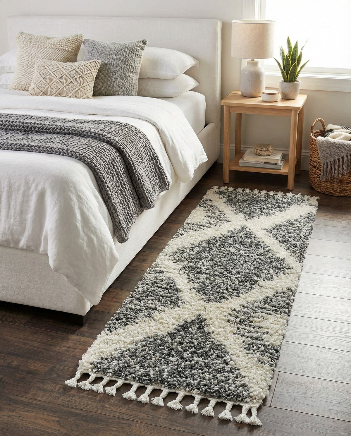 Tranquil Tides Shag Collection Area Rug -  Azure Runner White  lifestyle 99