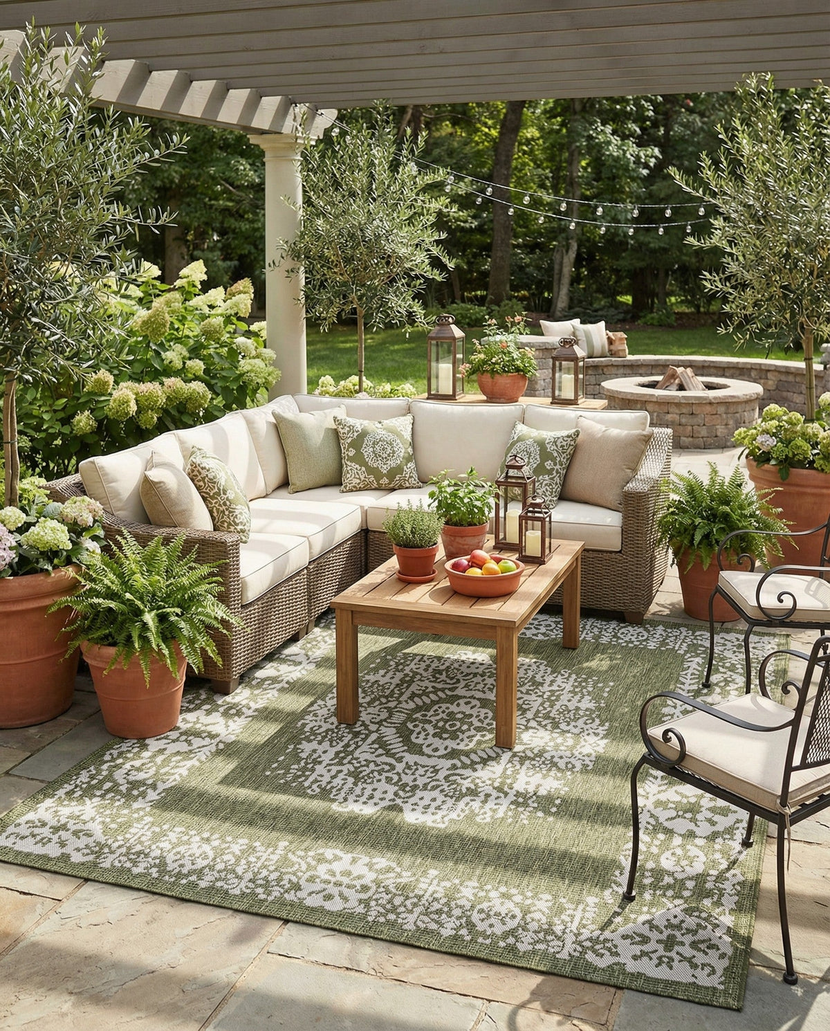 Patio Heritage Collection Area Rug - Savannah (Green) Square Green  lifestyle 90