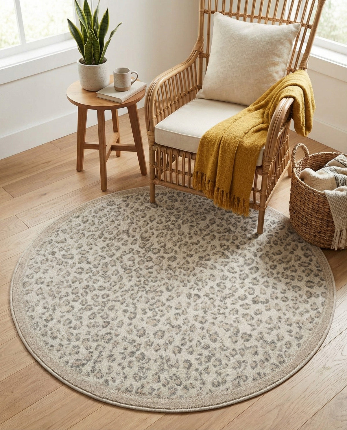 Savannah Sojourn Collection Area Rug - Serengeti Round Ivory  lifestyle 151