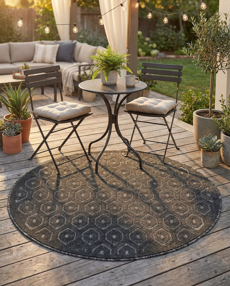 Garden Lattice Charm Collection Area Rug - Arbor (Charcoal) Round Charcoal  lifestyle 51