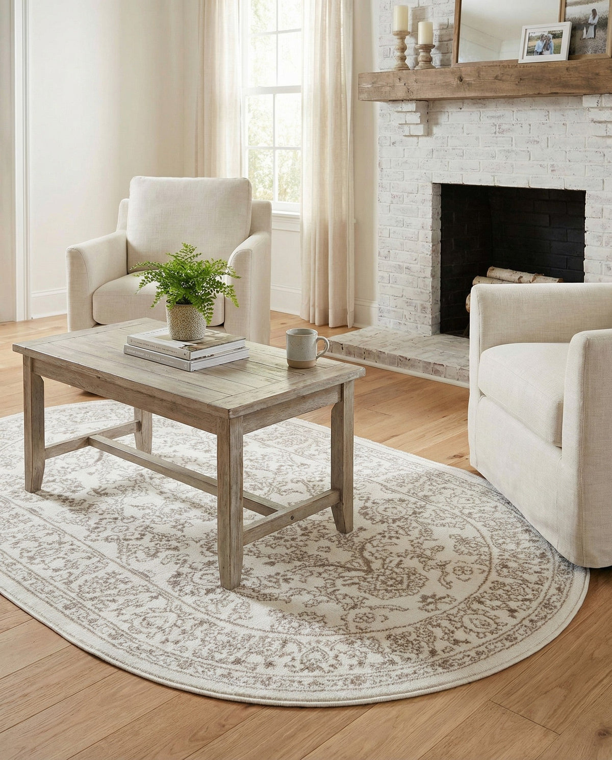 Savannah Elegance Collection Area Rug - Augusta (Ivory) Oval Ivory  lifestyle 95
