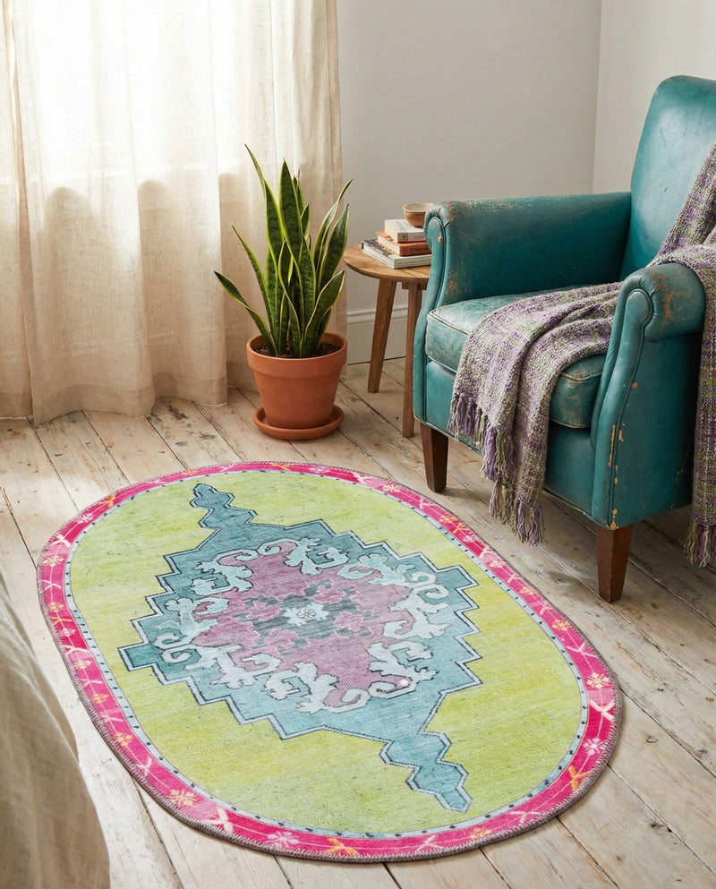 Heritage Elegance Collection Area Rug -  Winterthur (Green) Oval Green  lifestyle 70