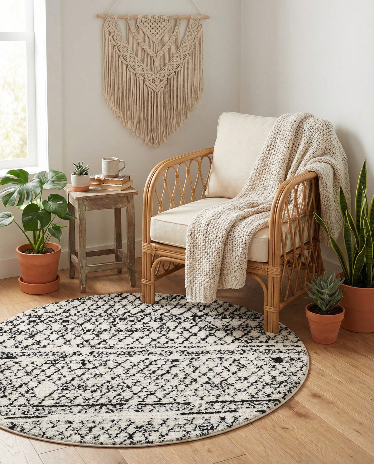 Tangier Treasures Collection Area Rug -  Marrakech Round Ivory  lifestyle 93