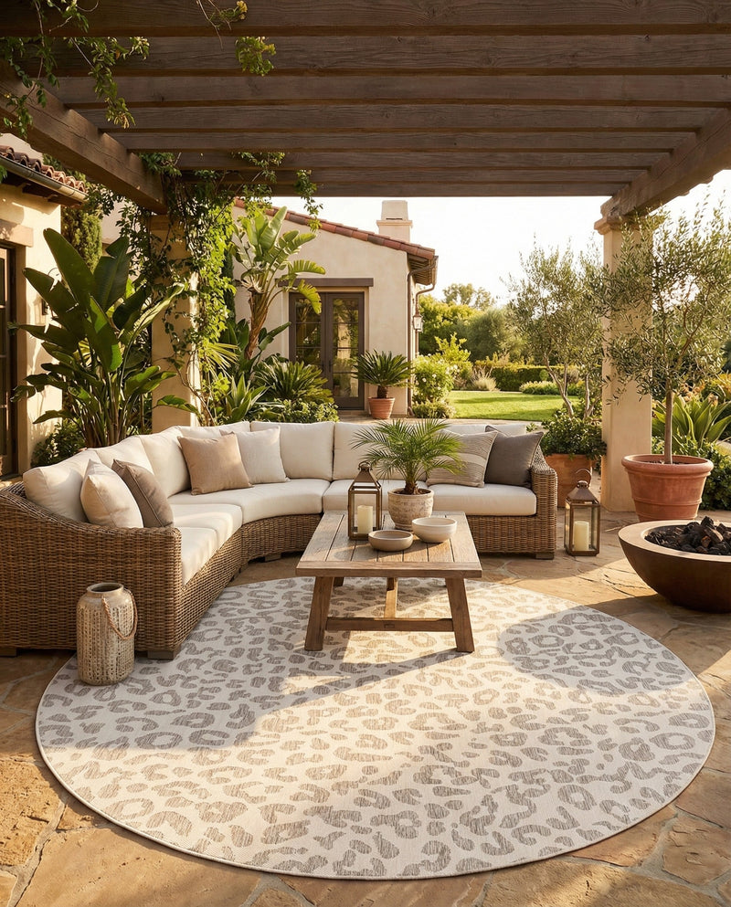 Savannah Escape Collection Area Rug -  Amazon (Ivory Gray) Round Ivory Gray  lifestyle 40