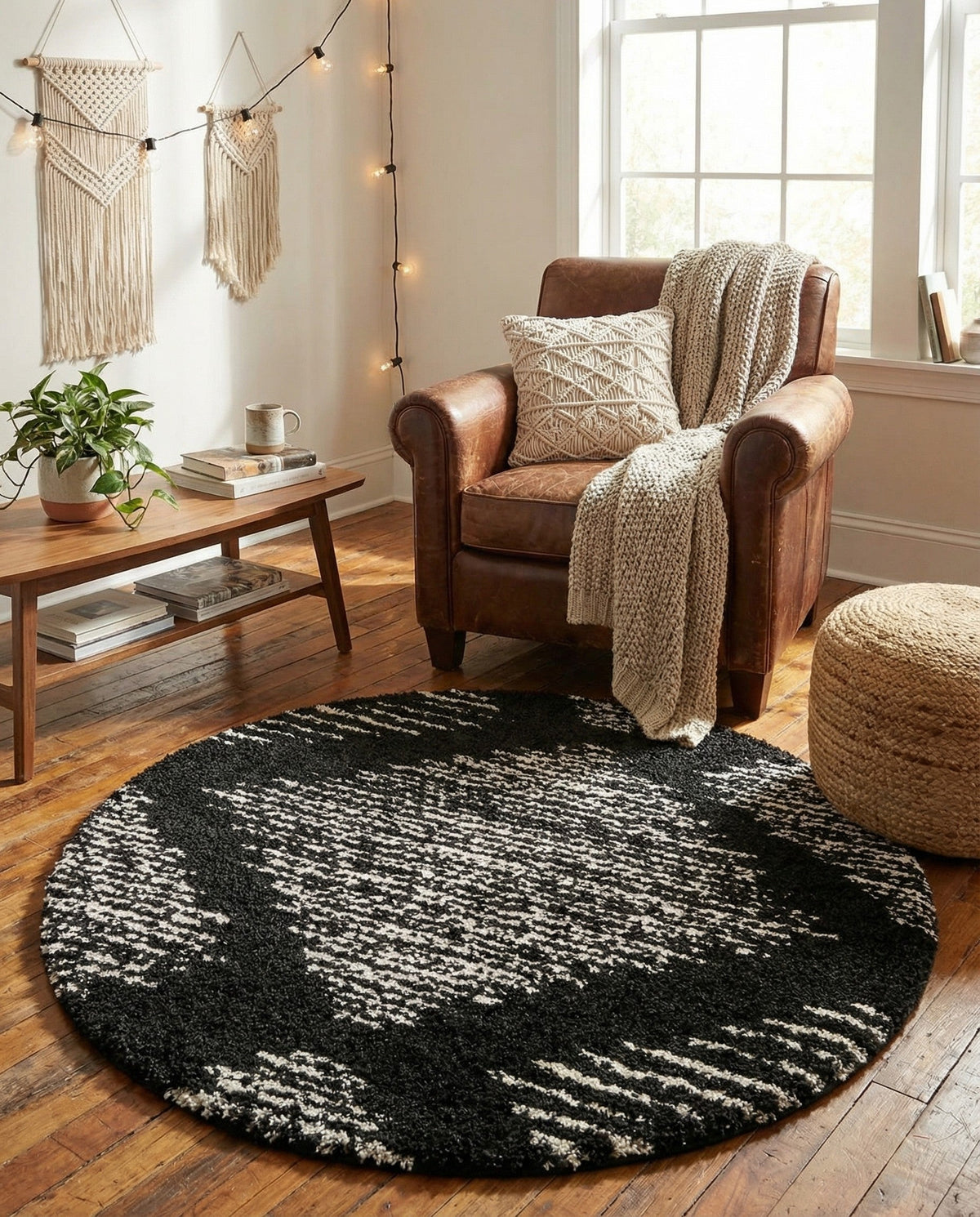 Tranquil Tides Shag Collection Area Rug -  Azure Round Black and White  lifestyle 107