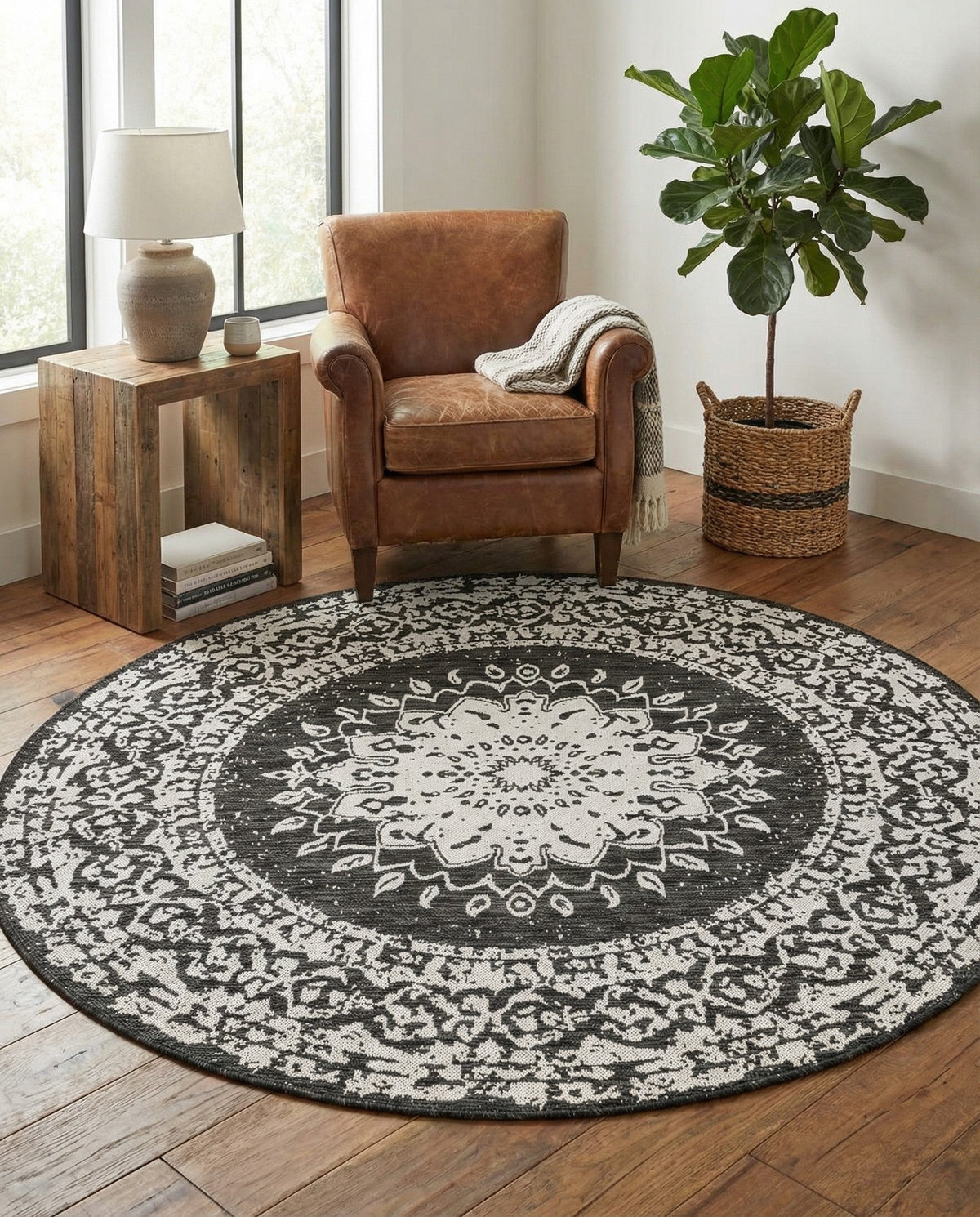 Patio Heritage Collection Area Rug -  Lafayette (Black and White) Round Black and White  lifestyle 24