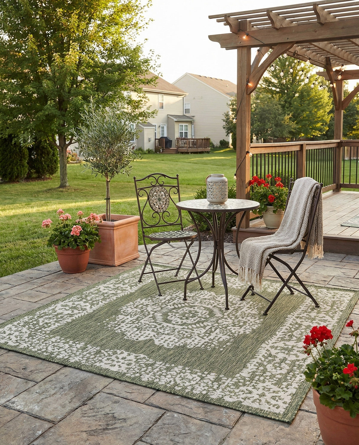 Patio Heritage Collection Area Rug - Savannah (Green) Square Green  lifestyle 77