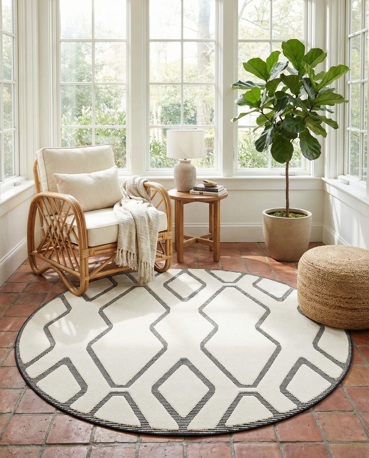 Monochrome Collection Area Rug -  Glacier Round Ivory White  lifestyle 104