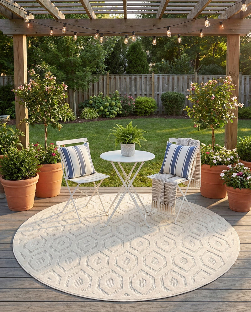 Garden Lattice Charm Collection Area Rug - Arbor (Ivory) Round Ivory  lifestyle 43