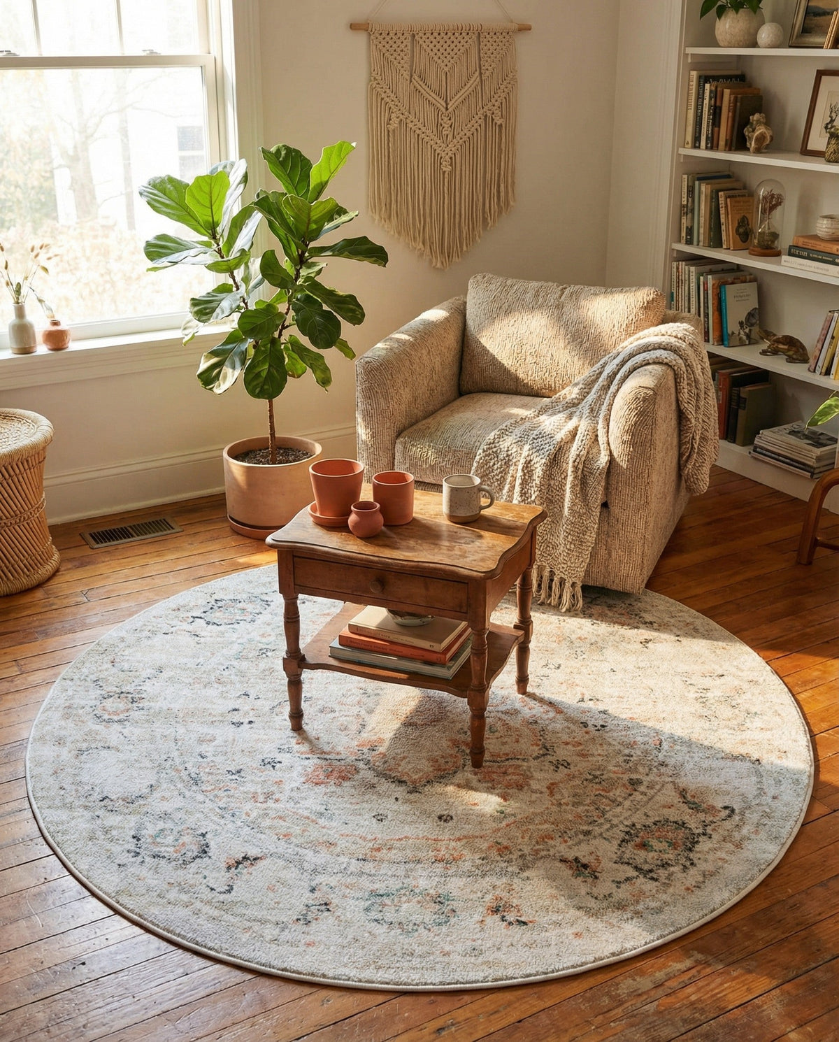 Parisian Elegance Collection Area Rug - Versailles (Ivory) Round Ivory  lifestyle 89