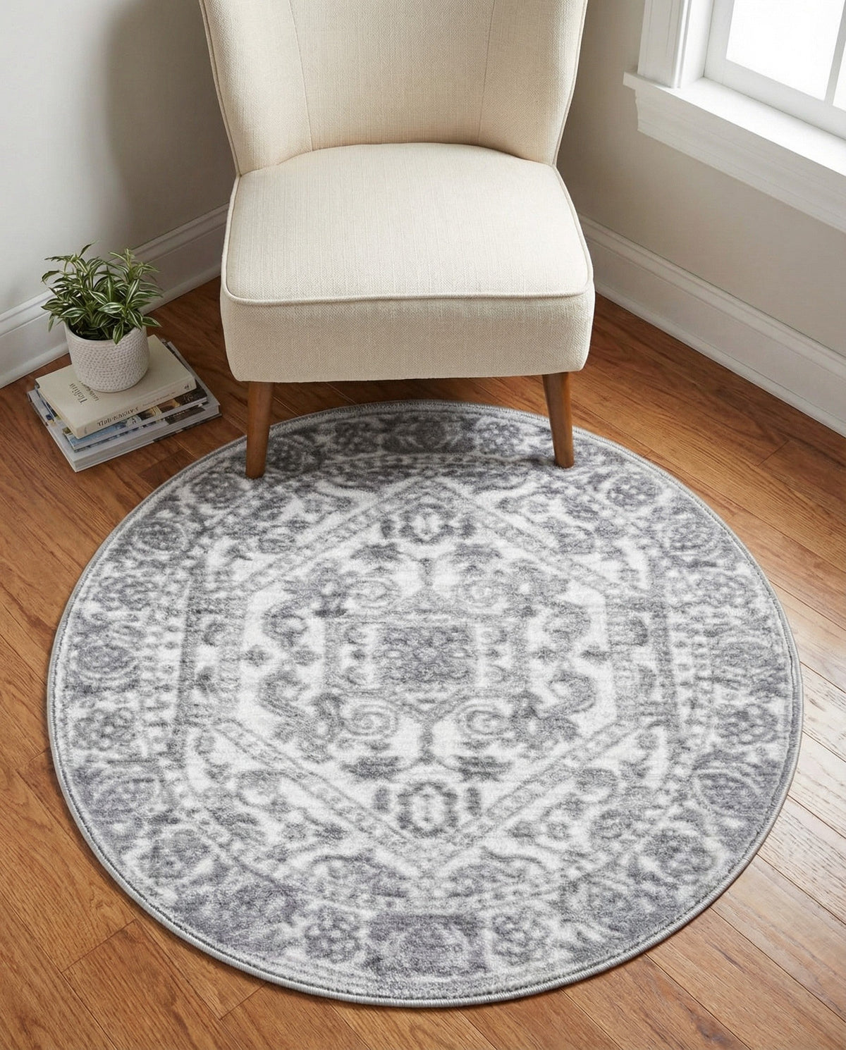 Charleston Elegance Collection Area Rug - Harborview Round White  lifestyle 162