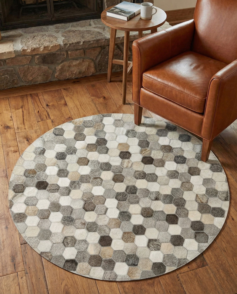 Savannah Hideaway Collection Area Rug - Savannah Round Ivory Gray  lifestyle 44