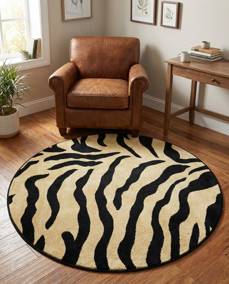 Savannah Sojourn Collection Area Rug -  Okavango Round Ivory  lifestyle 38