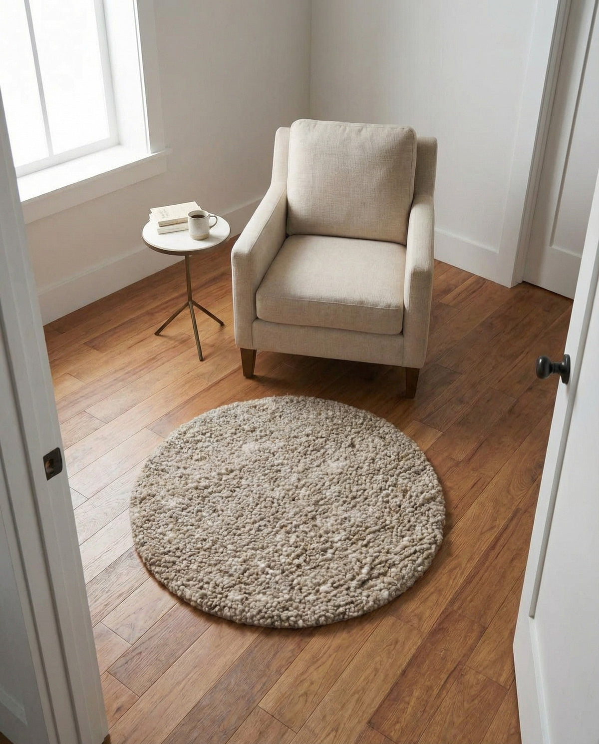 Wellington Luxe Shag Collection Area Rug - Kapiti Round Taupe  lifestyle 173