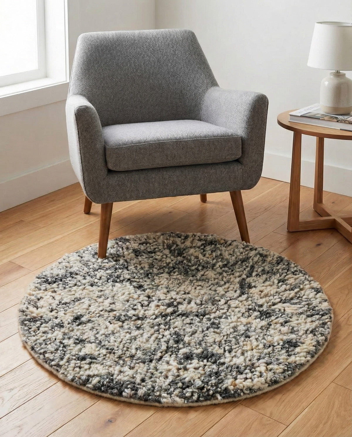 Wellington Luxe Shag Collection Area Rug - Kapiti Round Salt and Pepper  lifestyle 196