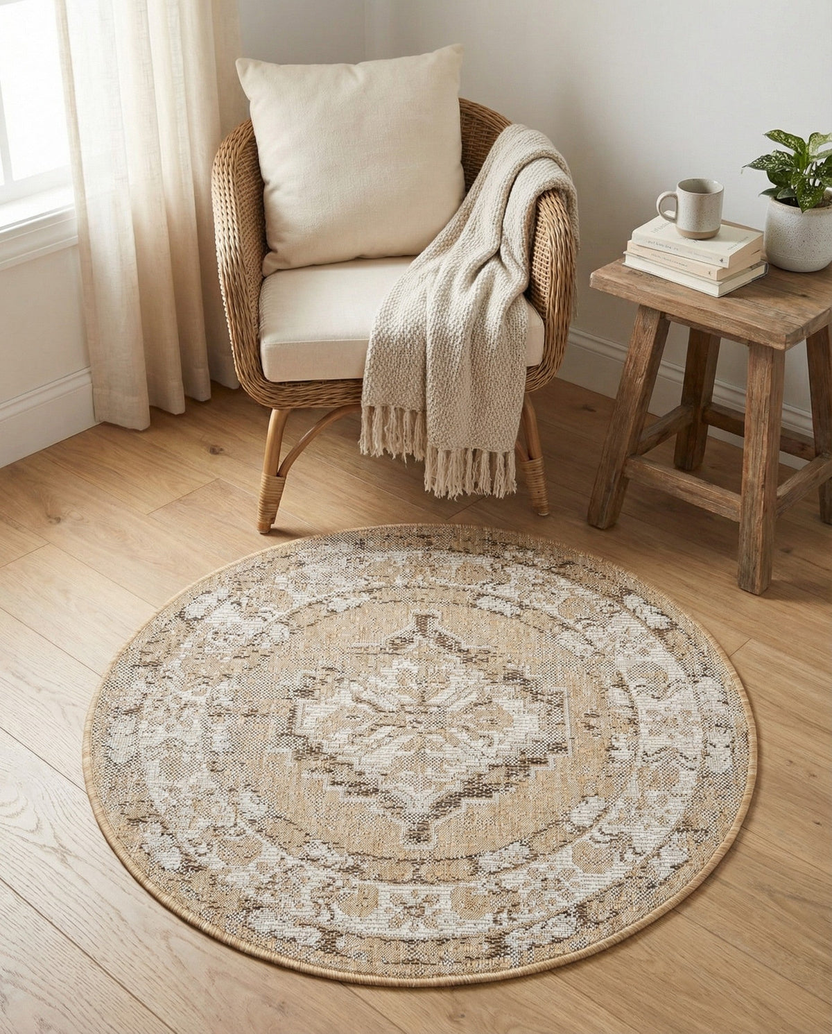 Patio Heritage Collection Area Rug -  Augusta (Natural) Round Natural  lifestyle 101