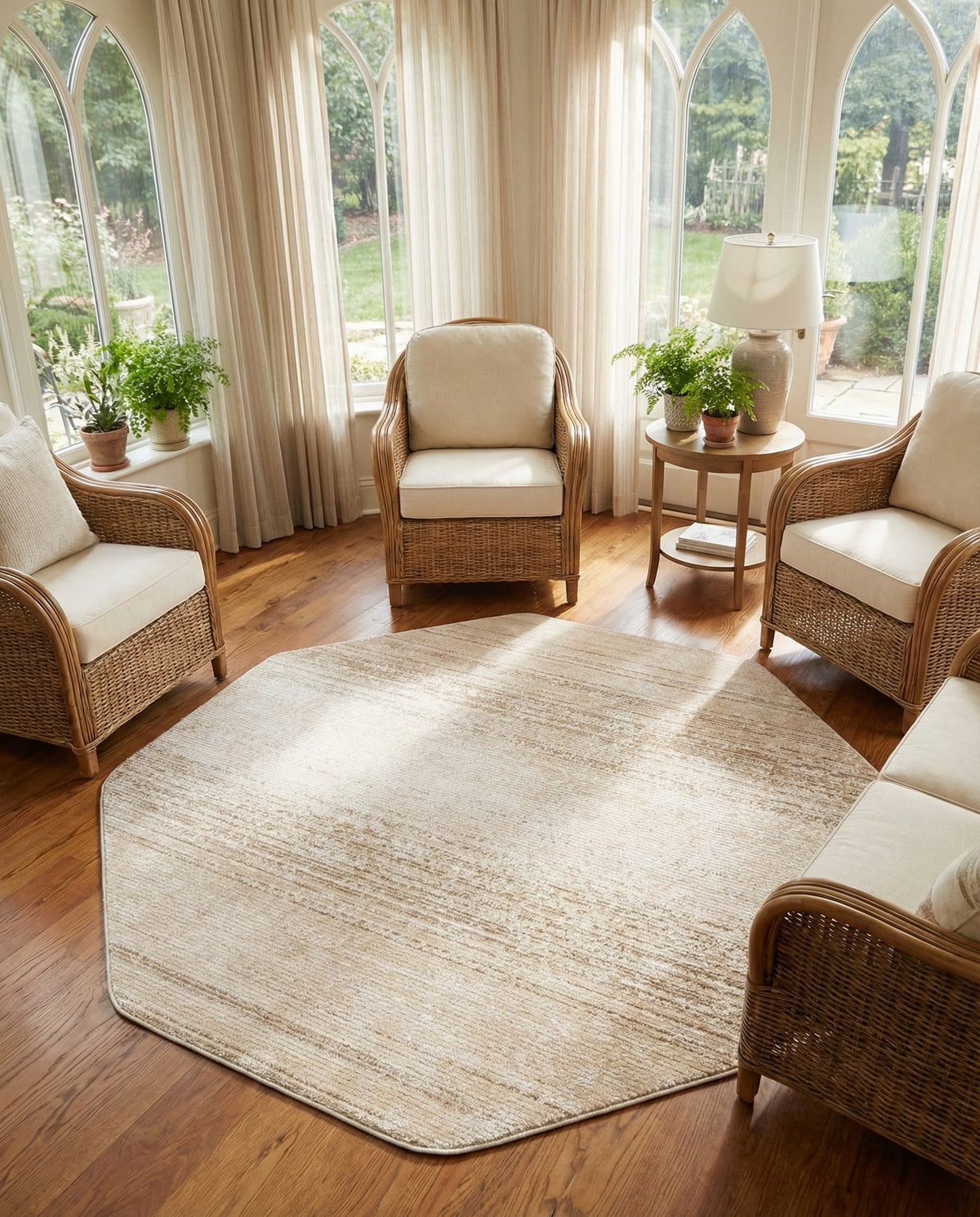 Jewel Oasis Collection Area Rug - Sapphire (Ivory) Octagon Ivory  lifestyle 117