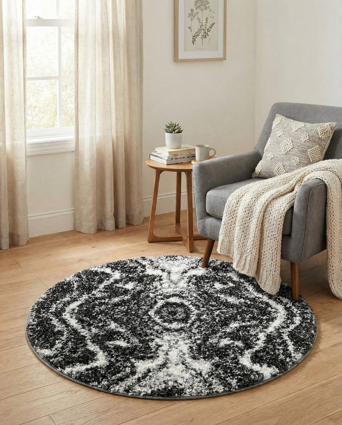 Cozy Cove Shag Collection Area Rug -  Seabreeze Round Black and White  lifestyle 109