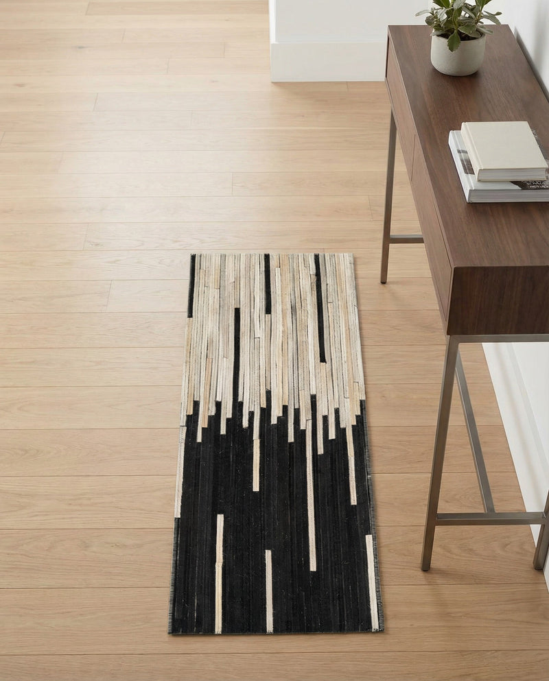 Savannah Hideaway Collection Area Rug - Savannah Runner Black White  lifestyle 42