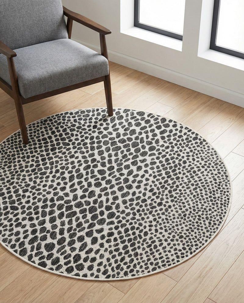 Urban Oasis Rugs Collection Area Rug -  Terrace (Black) Round Black  lifestyle 67