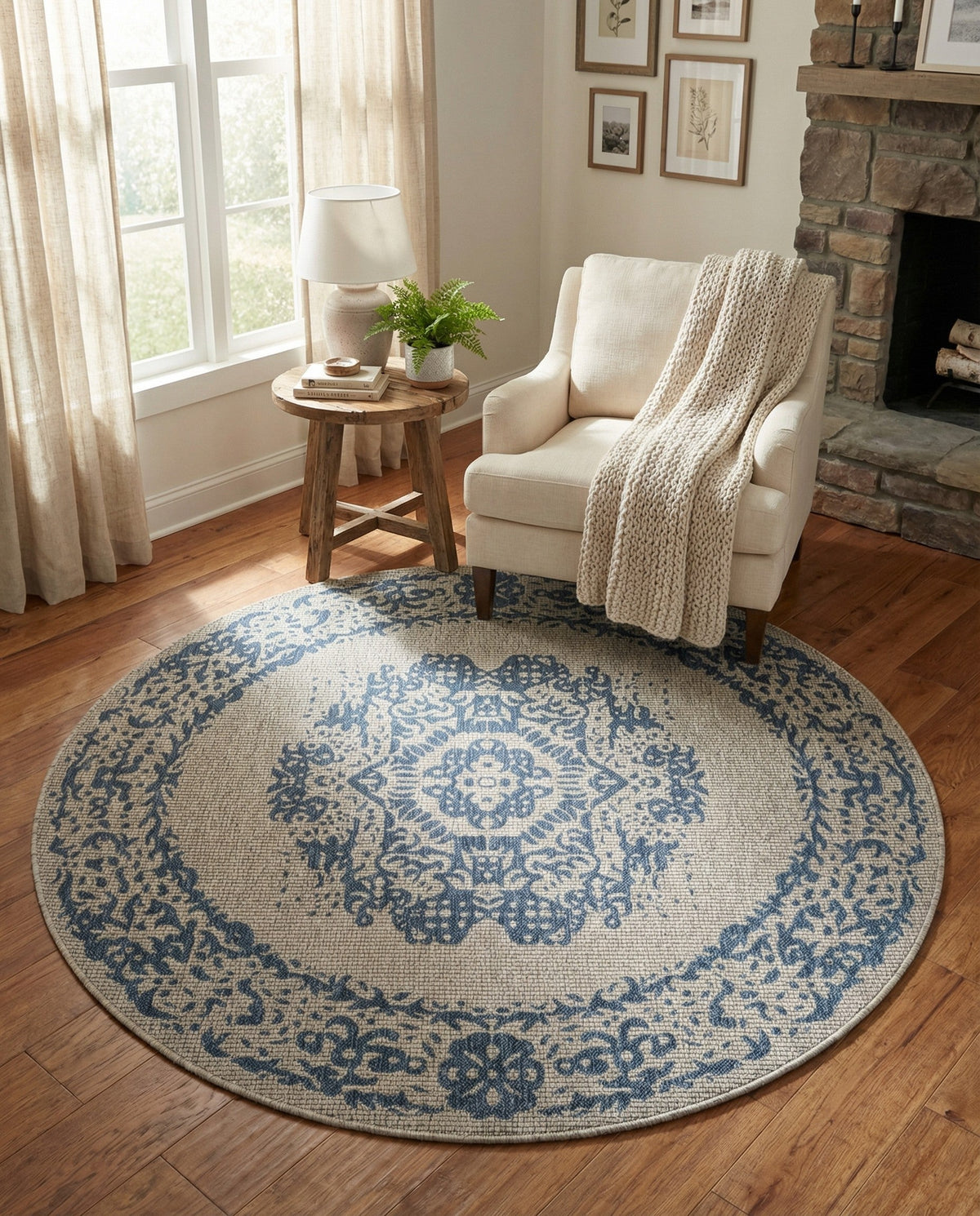 Patio Heritage Collection Area Rug - Savannah (Blue) Round Blue  lifestyle 133